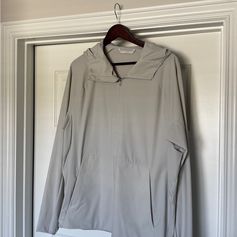 lululemon pacebreaker jacket